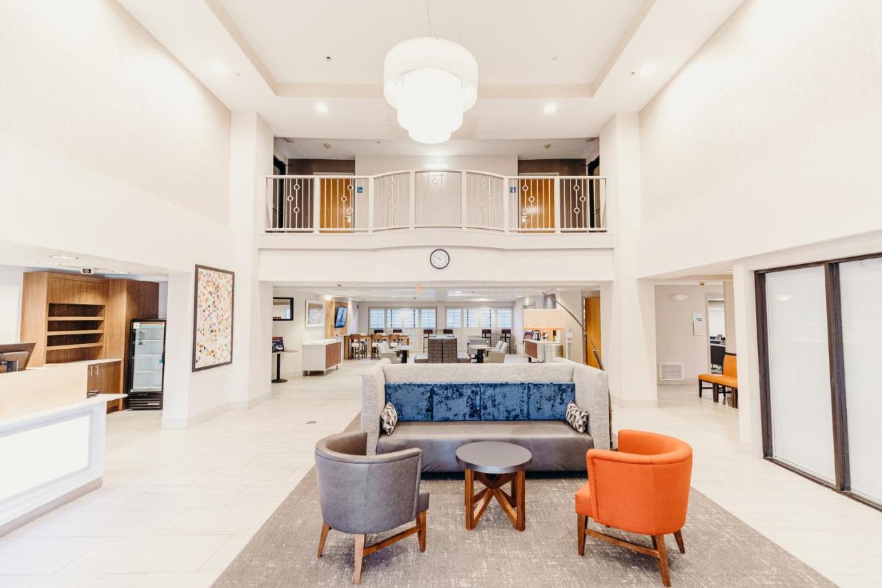 Holiday Inn Express Atlanta - Northeast I-85 - Clairmont Road By Ihg Chamblee Exterior foto